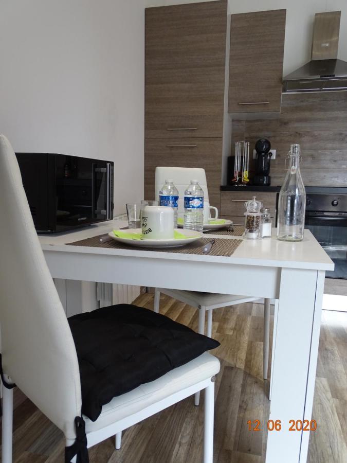 Legend- Parking Prive Gratuit- Terrasse Privee- Wifi - Convert - Alimentec Bourg-en-Bresse Eksteriør billede