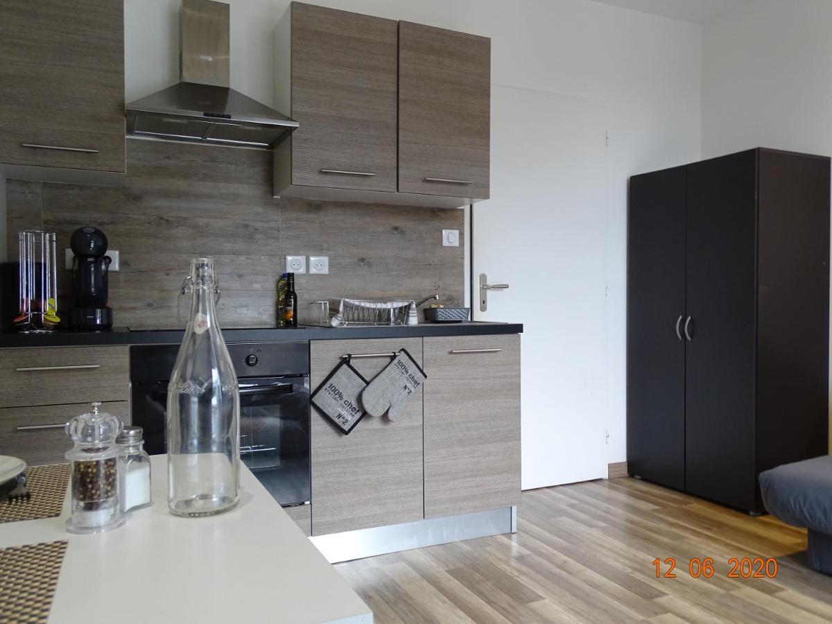 Legend- Parking Prive Gratuit- Terrasse Privee- Wifi - Convert - Alimentec Bourg-en-Bresse Eksteriør billede