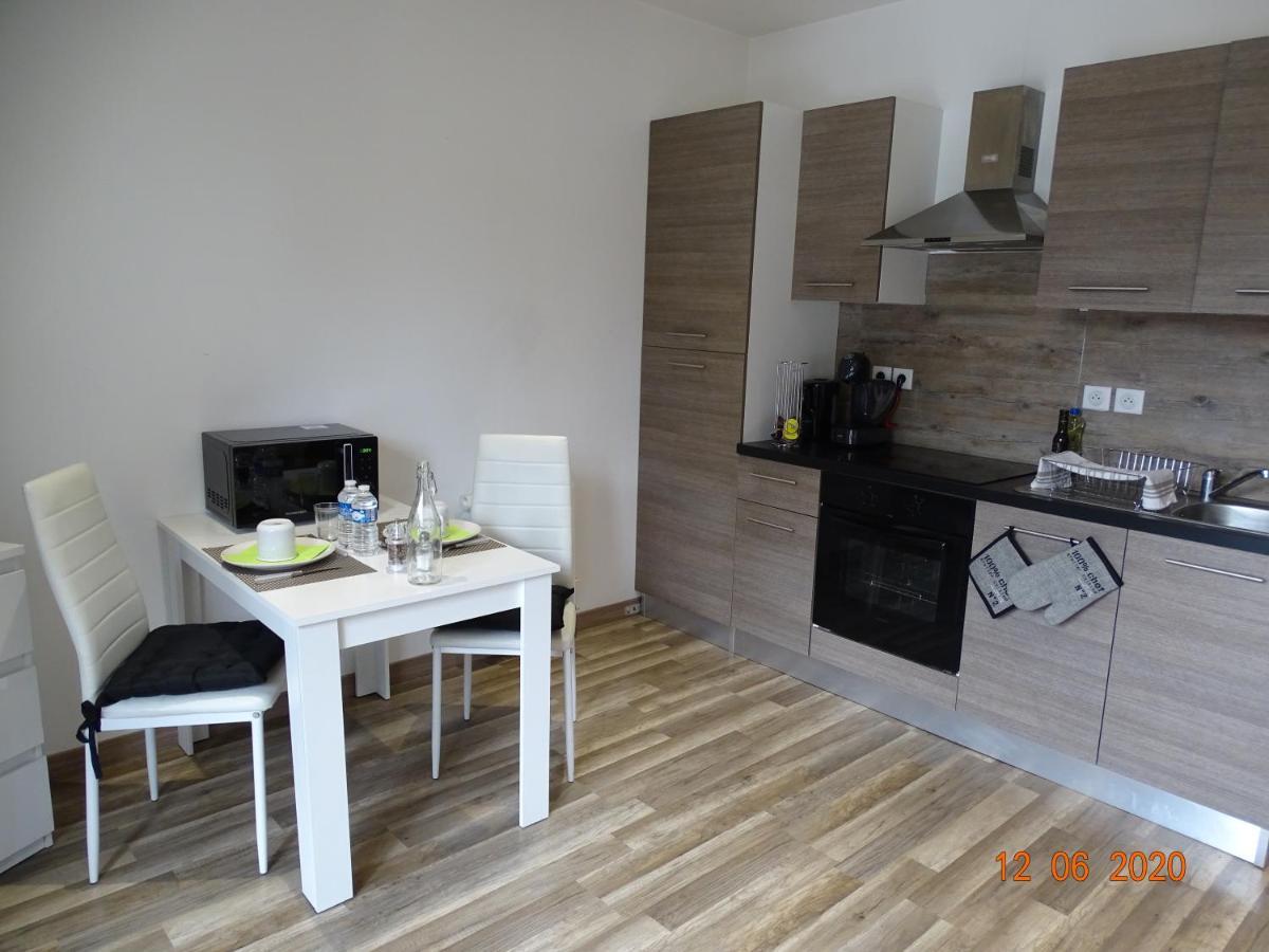 Legend- Parking Prive Gratuit- Terrasse Privee- Wifi - Convert - Alimentec Bourg-en-Bresse Eksteriør billede